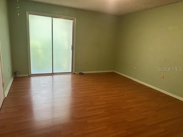 For Rent: $1,500 (1 beds, 1 baths, 985 Square Feet)