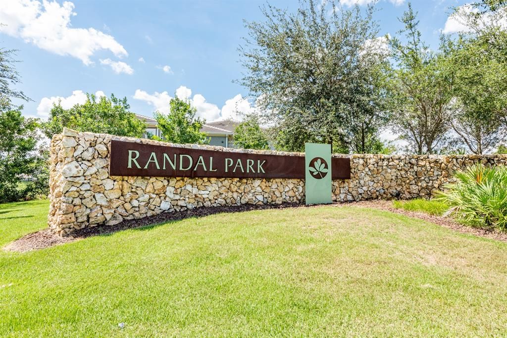 You are just minutes from shopping, restaurants and local parks making this community an easy yes! Call today to schedule your tour and fall in love with your new HOME SWEET HOME!