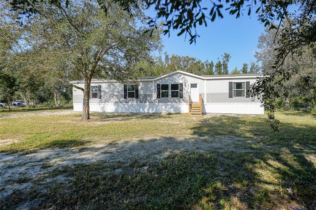 For Sale: $349,000 (4 beds, 2 baths, 1813 Square Feet)