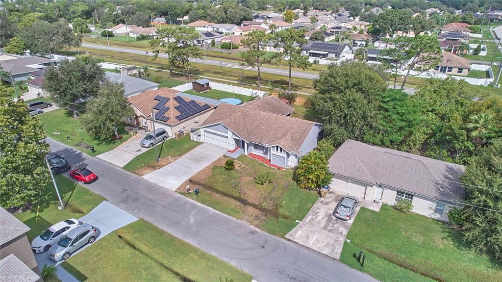 For Sale: $319,000 (3 beds, 2 baths, 1639 Square Feet)