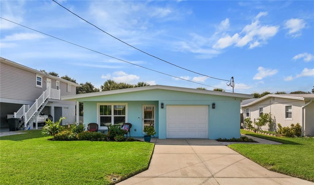 Welcome to Due East Street In New Smyrna Beach