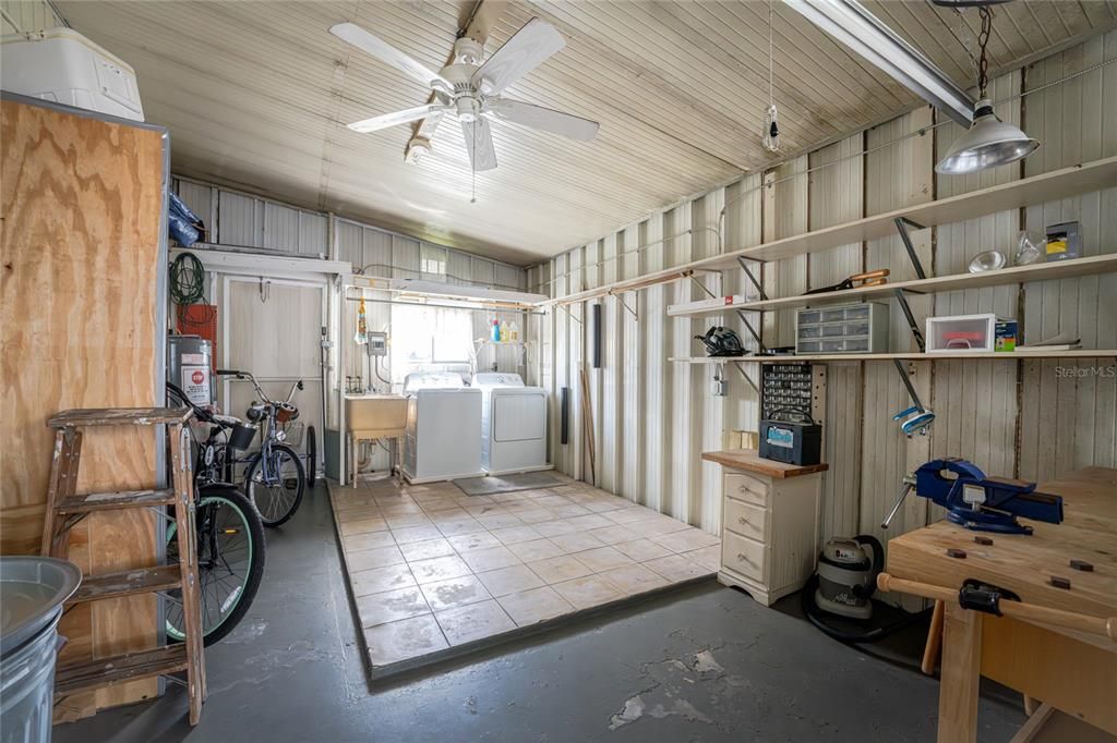 Laundry area with plenty of storage