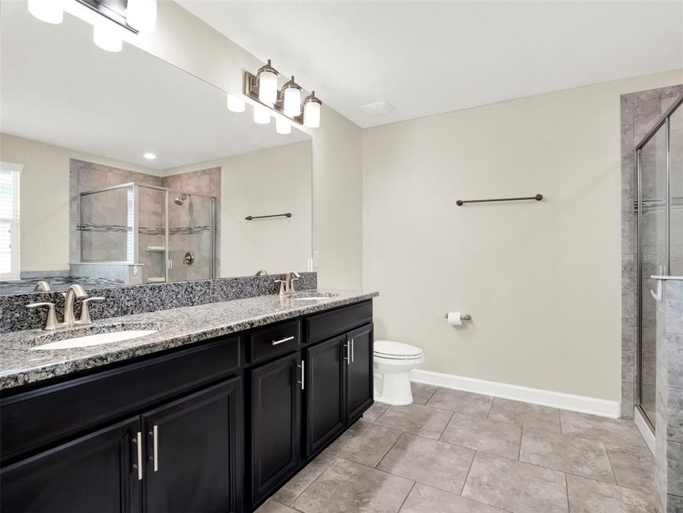 For Sale: $489,900 (3 beds, 2 baths, 2229 Square Feet)