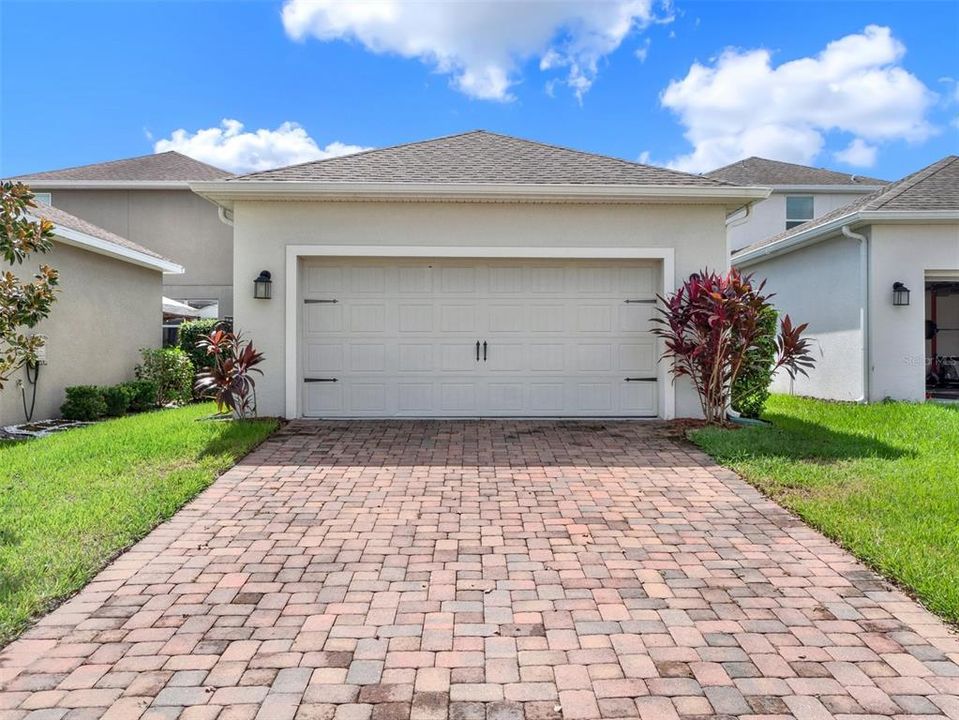 For Sale: $489,900 (3 beds, 2 baths, 2229 Square Feet)