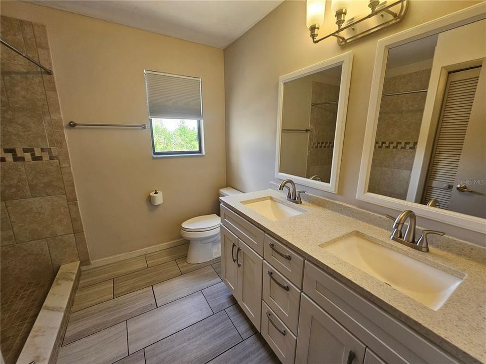 Master's Bathroom