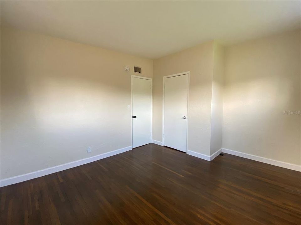 For Rent: $2,100 (2 beds, 2 baths, 1082 Square Feet)