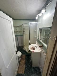 For Sale: $145,000 (2 beds, 1 baths, 840 Square Feet)