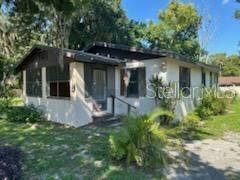 For Sale: $145,000 (2 beds, 1 baths, 840 Square Feet)