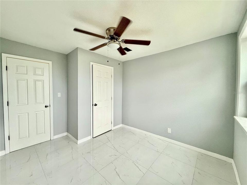 For Sale: $349,000 (4 beds, 2 baths, 1489 Square Feet)