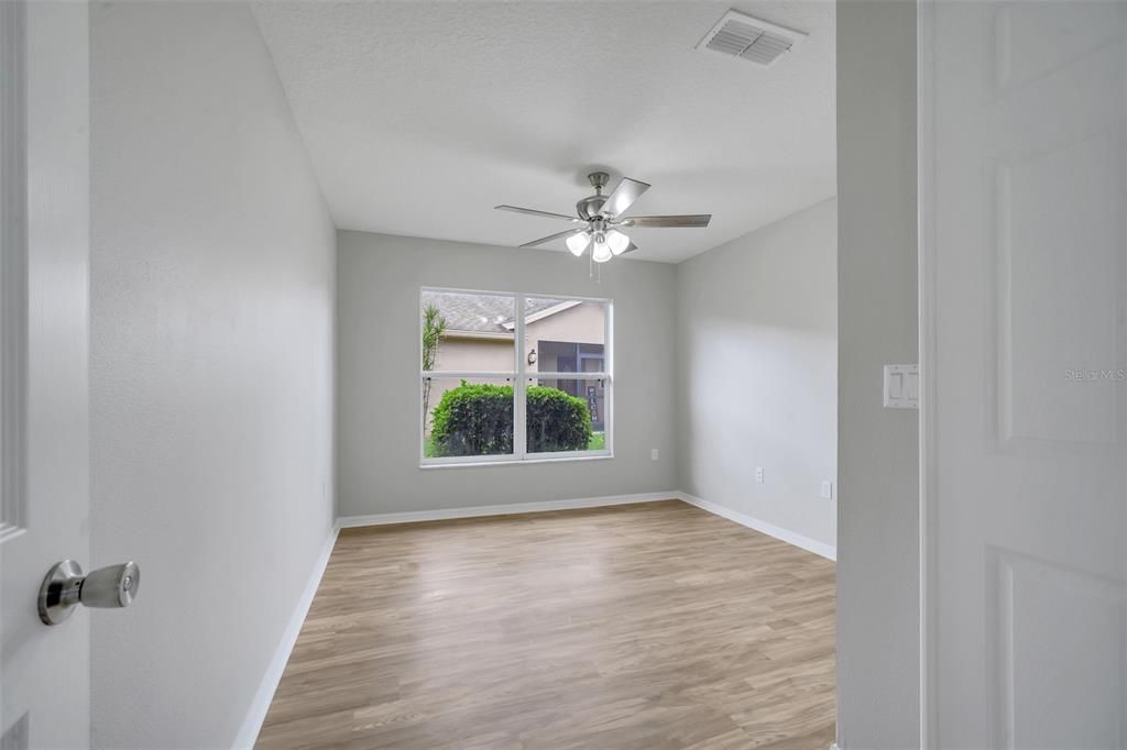 For Sale: $269,500 (2 beds, 2 baths, 1543 Square Feet)