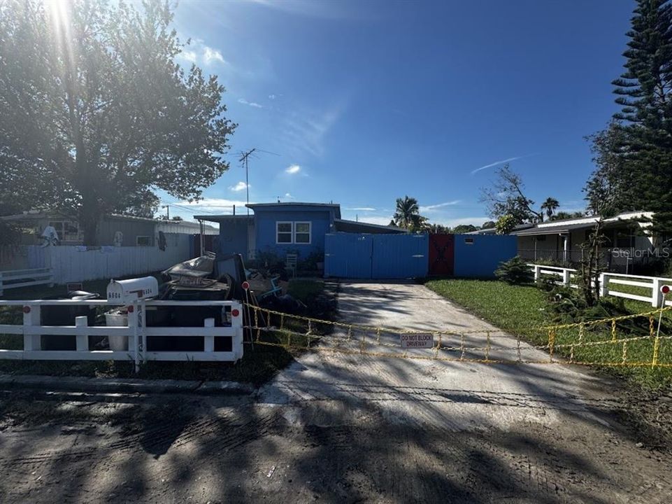 Recently Sold: $25,000 (2 beds, 2 baths, 600 Square Feet)
