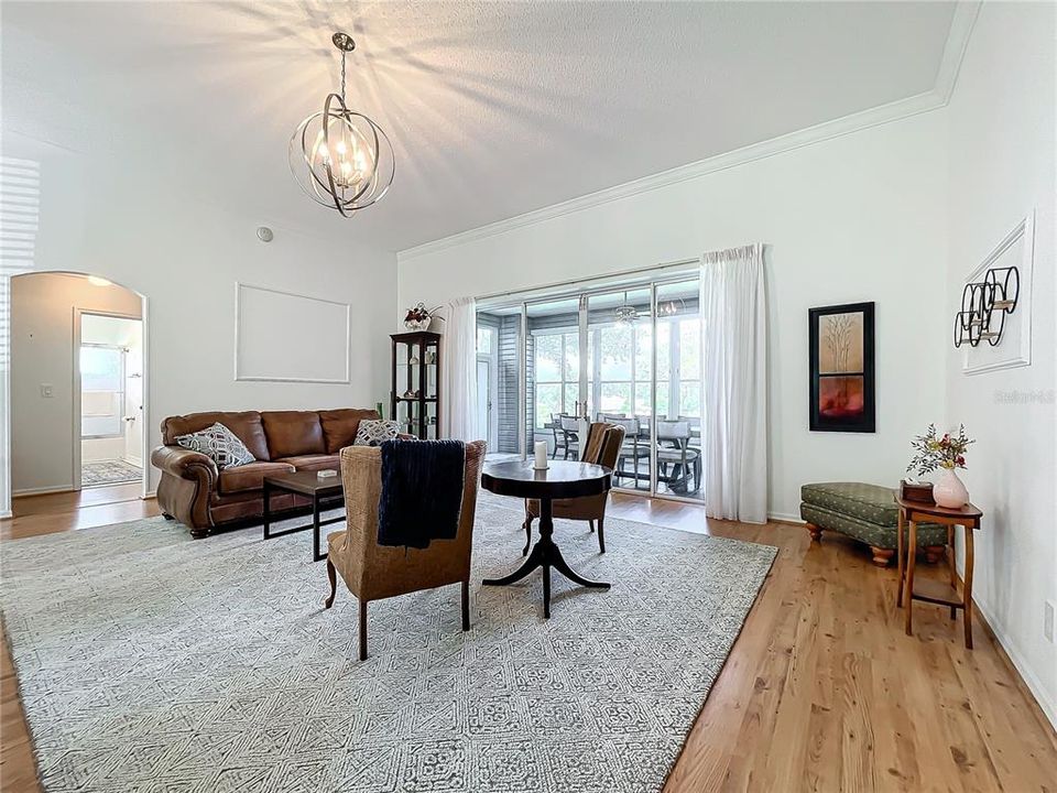 For Sale: $348,000 (3 beds, 2 baths, 1766 Square Feet)