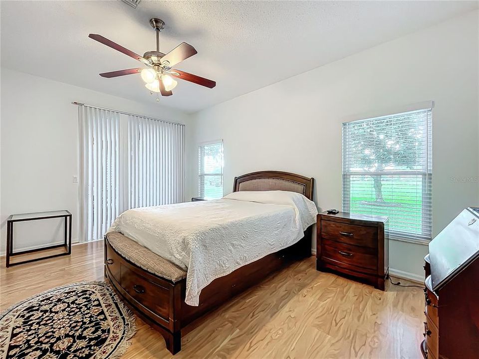 For Sale: $348,000 (3 beds, 2 baths, 1766 Square Feet)