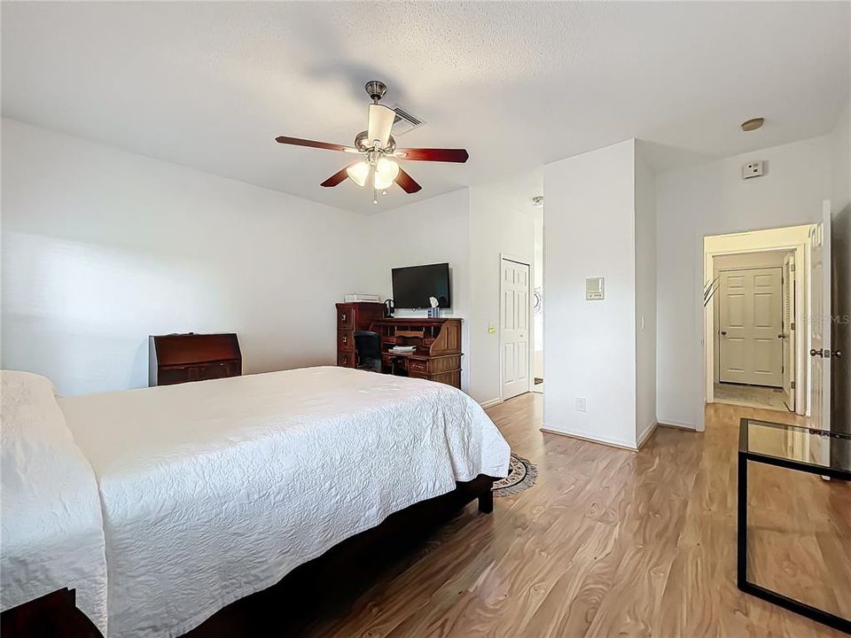 For Sale: $348,000 (3 beds, 2 baths, 1766 Square Feet)