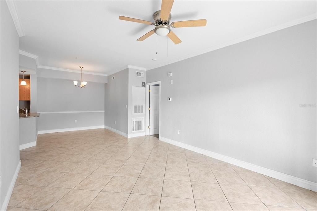 For Sale: $187,000 (2 beds, 2 baths, 1062 Square Feet)