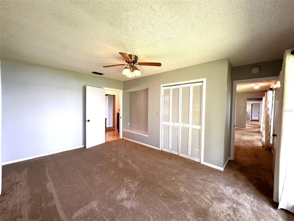 For Rent: $2,800 (4 beds, 3 baths, 2640 Square Feet)