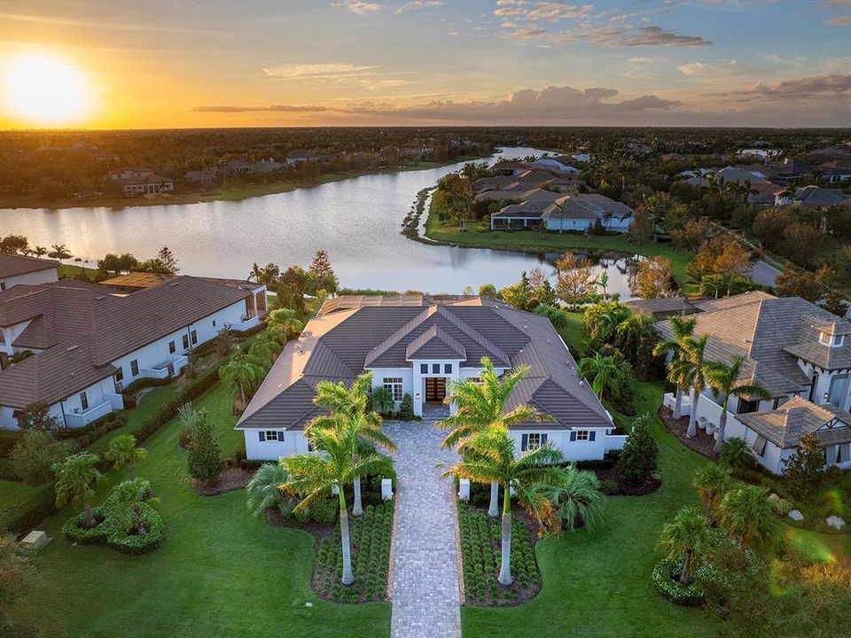 For Sale: $3,495,000 (3 beds, 3 baths, 3967 Square Feet)