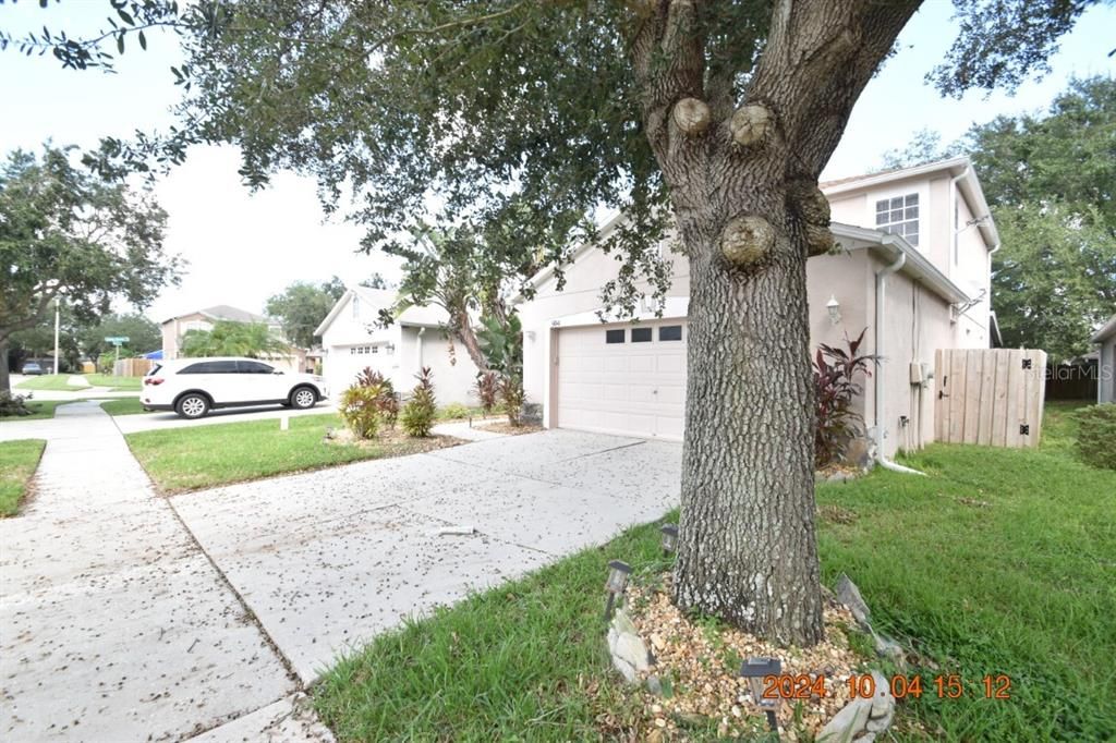 For Rent: $2,595 (4 beds, 2 baths, 1754 Square Feet)