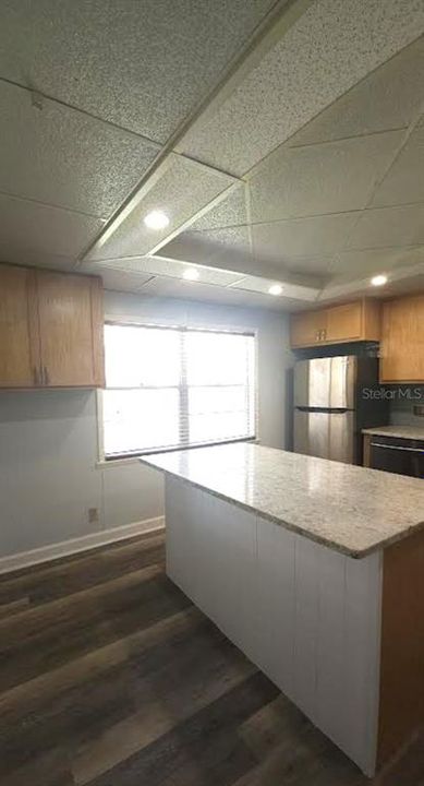 For Rent: $2,100 (2 beds, 2 baths, 1776 Square Feet)