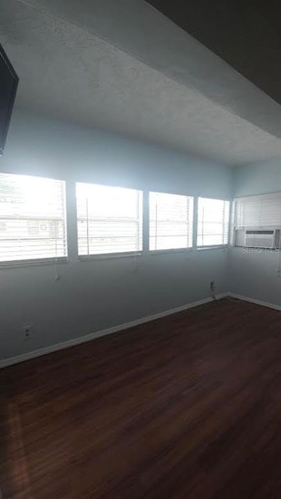 For Rent: $2,100 (2 beds, 2 baths, 1776 Square Feet)