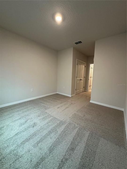 For Rent: $2,550 (3 beds, 2 baths, 1673 Square Feet)