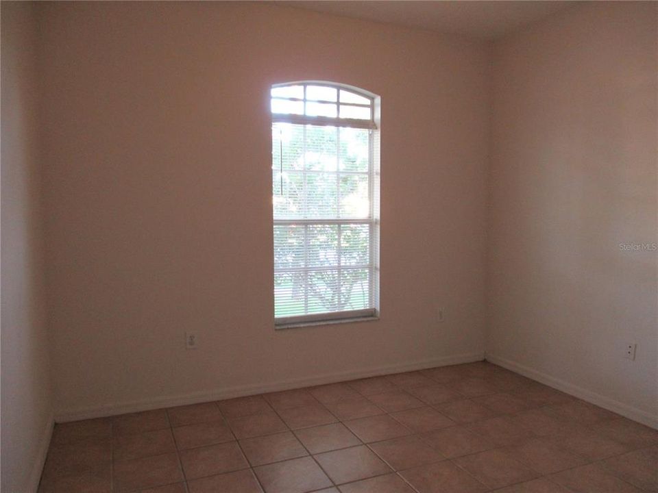 For Rent: $1,875 (3 beds, 2 baths, 1413 Square Feet)