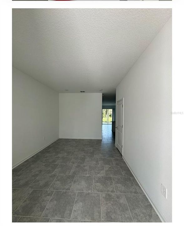 For Rent: $2,290 (3 beds, 2 baths, 1797 Square Feet)