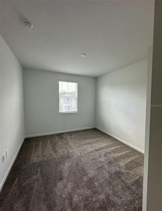 For Rent: $2,290 (3 beds, 2 baths, 1797 Square Feet)