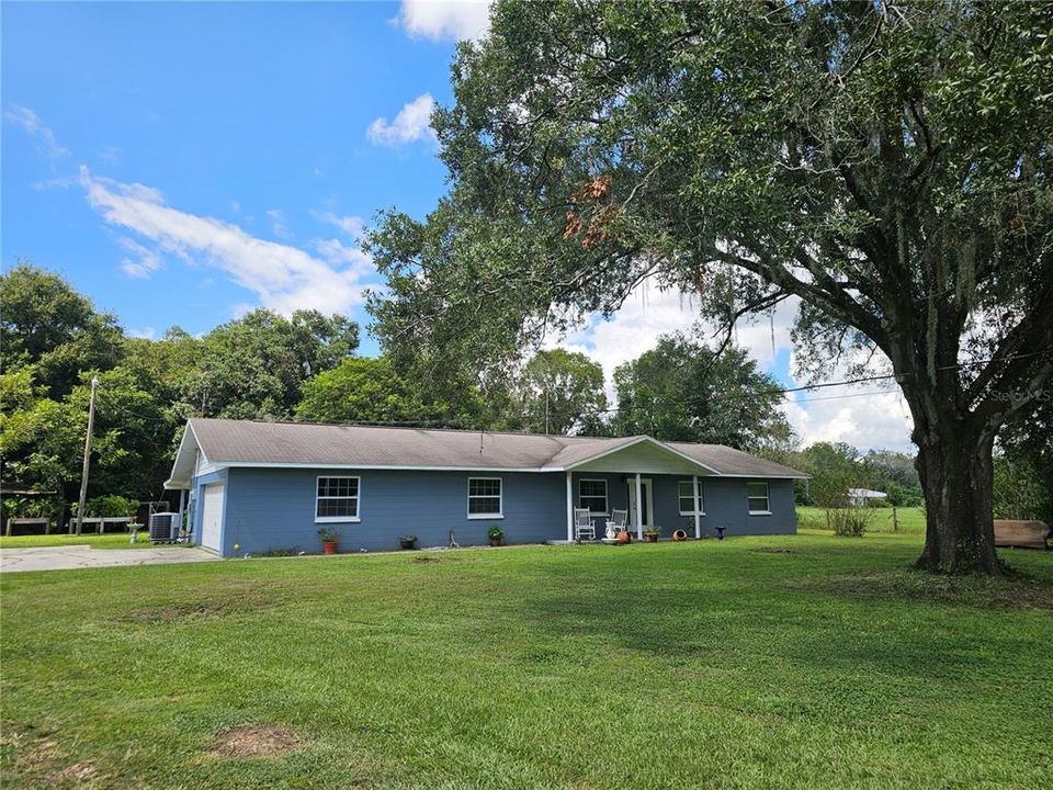 For Sale: $479,000 (3 beds, 2 baths, 1864 Square Feet)