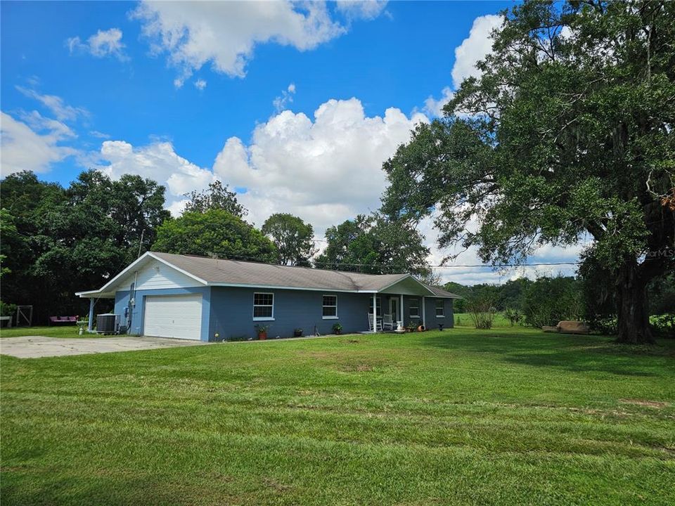 For Sale: $479,000 (3 beds, 2 baths, 1864 Square Feet)