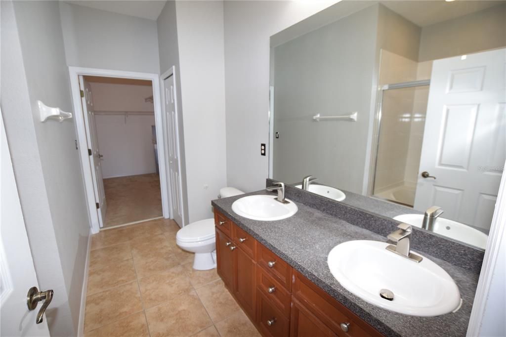 For Rent: $2,025 (3 beds, 2 baths, 1332 Square Feet)