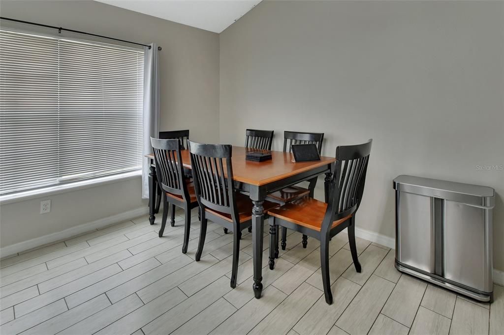 For Sale: $314,900 (3 beds, 2 baths, 1132 Square Feet)