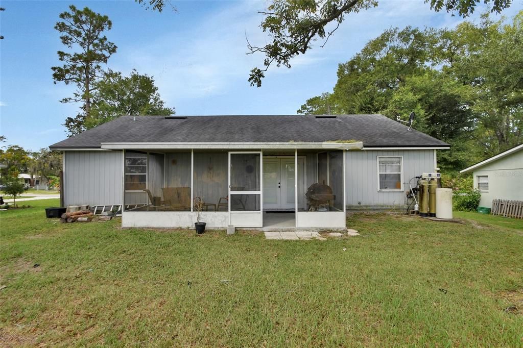 For Sale: $314,900 (3 beds, 2 baths, 1132 Square Feet)