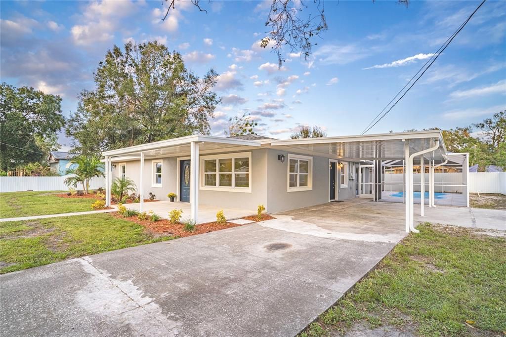 For Sale: $439,900 (3 beds, 2 baths, 1526 Square Feet)