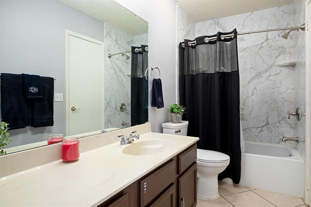 For Sale: $369,900 (2 beds, 2 baths, 1448 Square Feet)