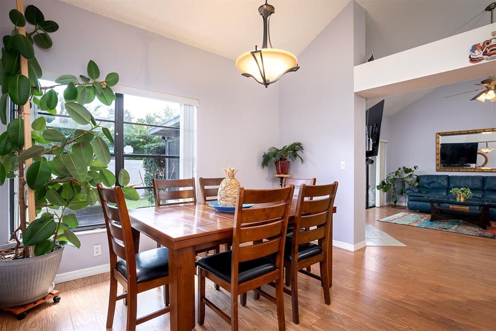 For Sale: $369,900 (2 beds, 2 baths, 1448 Square Feet)