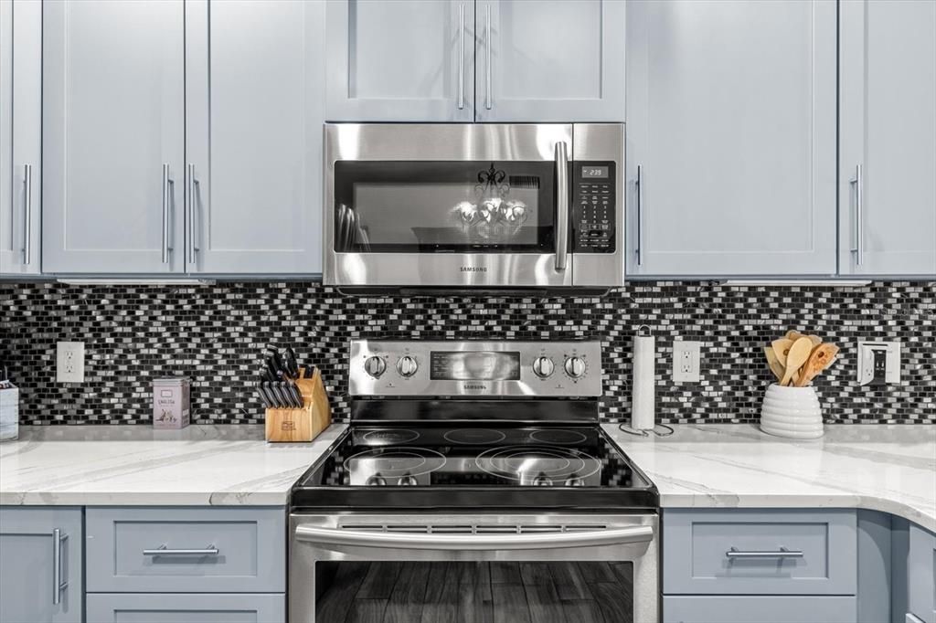 Microwave over Electric Range...Tiled Backsplash