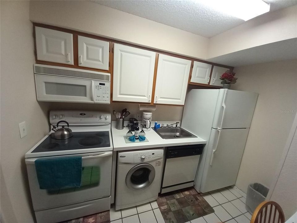 For Sale: $149,999 (1 beds, 1 baths, 500 Square Feet)