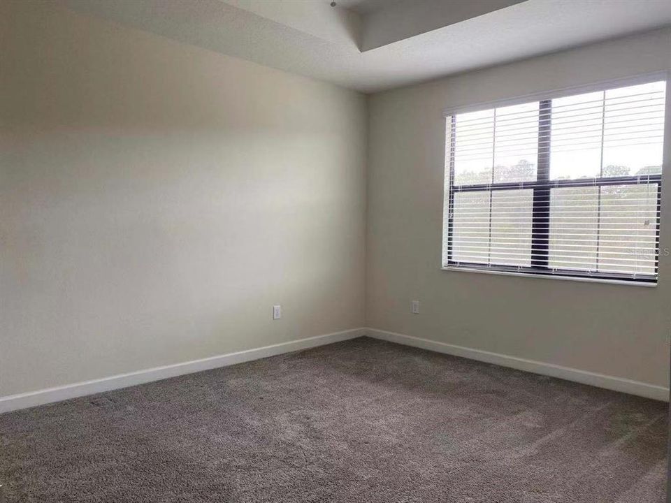 For Rent: $2,500 (4 beds, 3 baths, 1945 Square Feet)