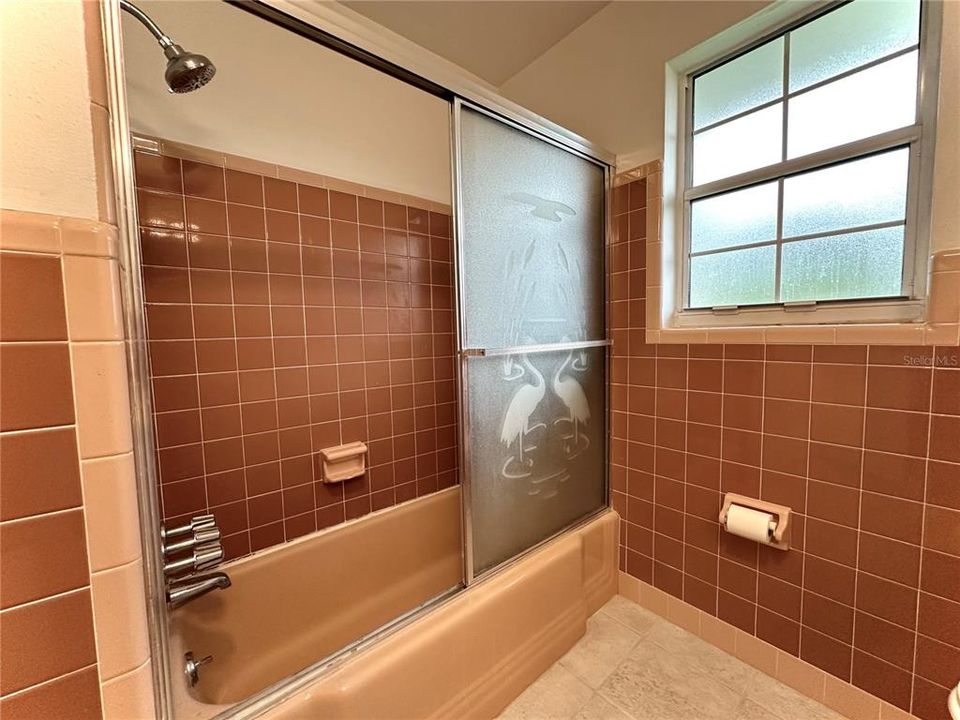 Tiled Tub/Shower Enclosure