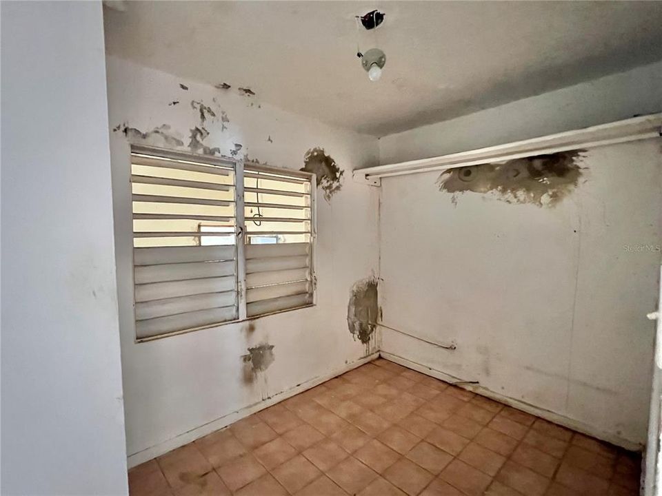 En Venta: $95,900 (3 camas, 1 baños, 882 Pies cuadrados)