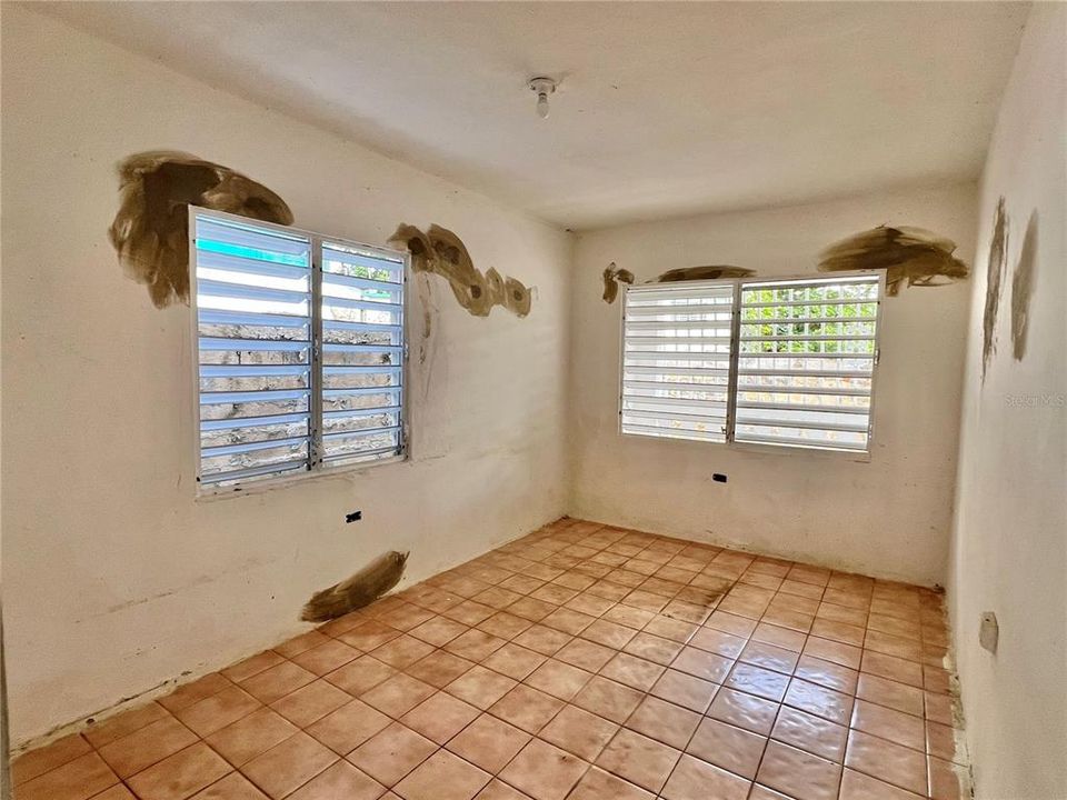 En Venta: $95,900 (3 camas, 1 baños, 882 Pies cuadrados)