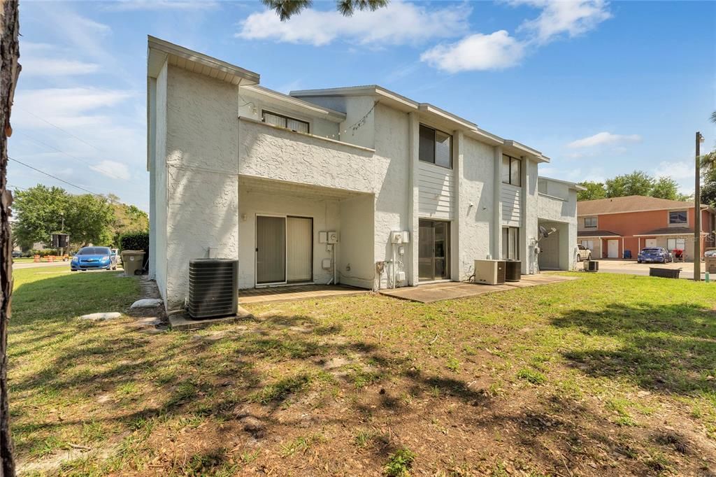 Active With Contract: $830,000 (8 beds, 0 baths, 4352 Square Feet)