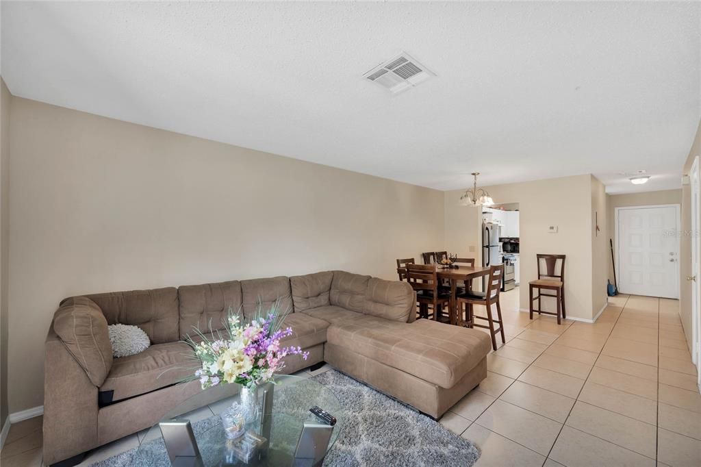 Active With Contract: $830,000 (8 beds, 0 baths, 4352 Square Feet)