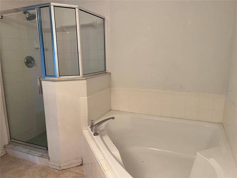 В аренду: $1,950 (3 спален, 2 ванн, 1324 Квадратных фут)