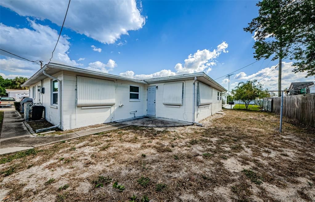 For Sale: $279,000 (3 beds, 2 baths, 1344 Square Feet)