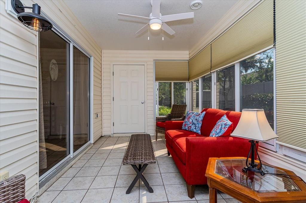 For Sale: $347,900 (3 beds, 2 baths, 1392 Square Feet)