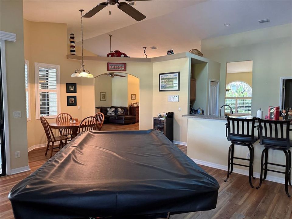 For Sale: $499,500 (3 beds, 2 baths, 2213 Square Feet)