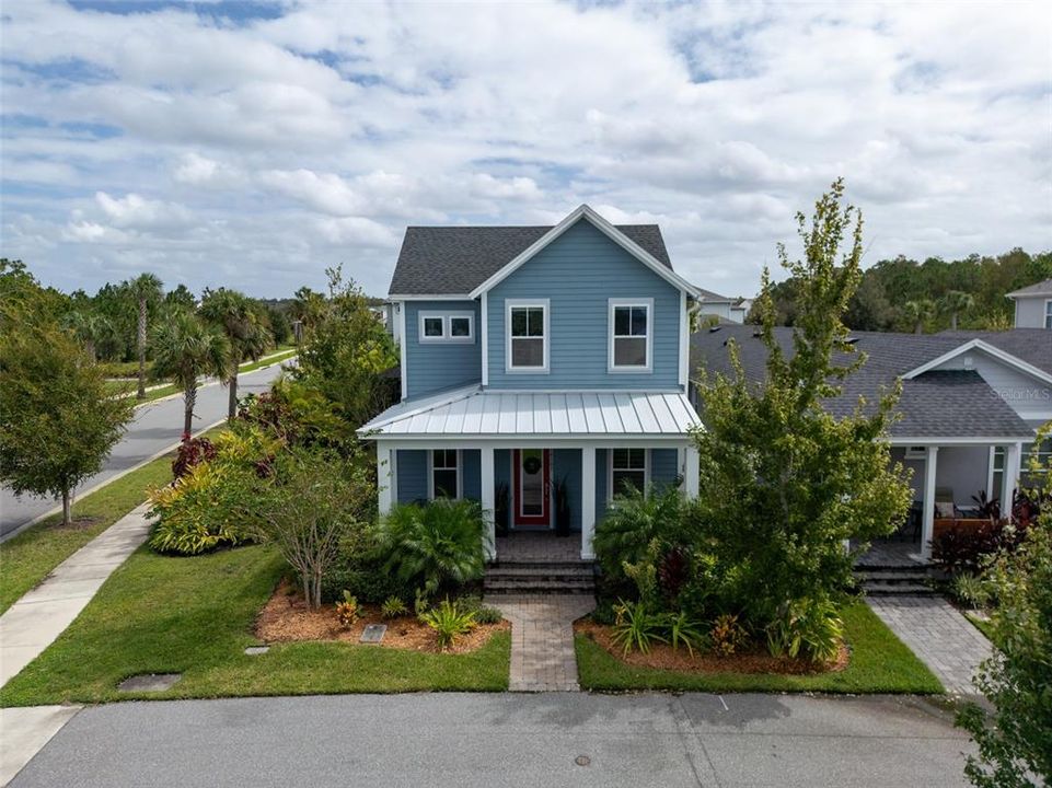 For Sale: $699,900 (3 beds, 2 baths, 1957 Square Feet)