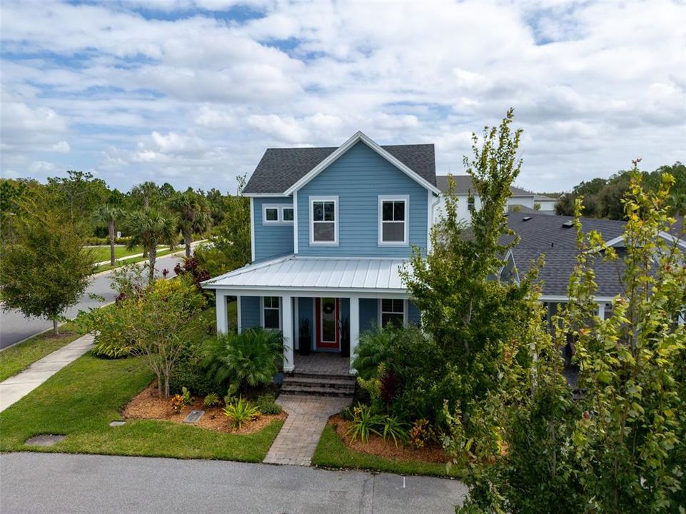 For Sale: $699,900 (3 beds, 2 baths, 1957 Square Feet)